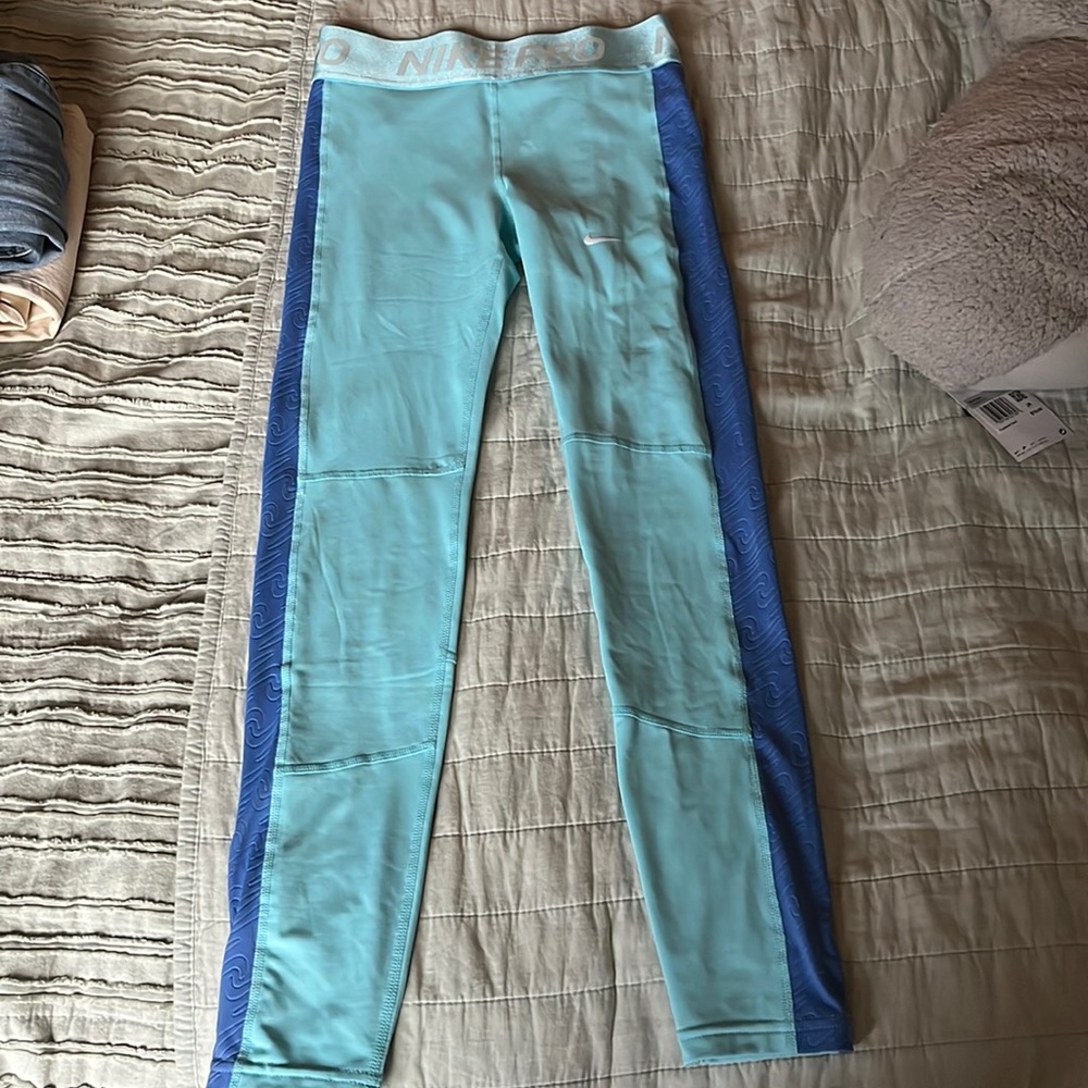Nike pro leggings